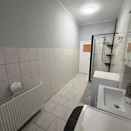 Frisch Sanierte In Apartman *